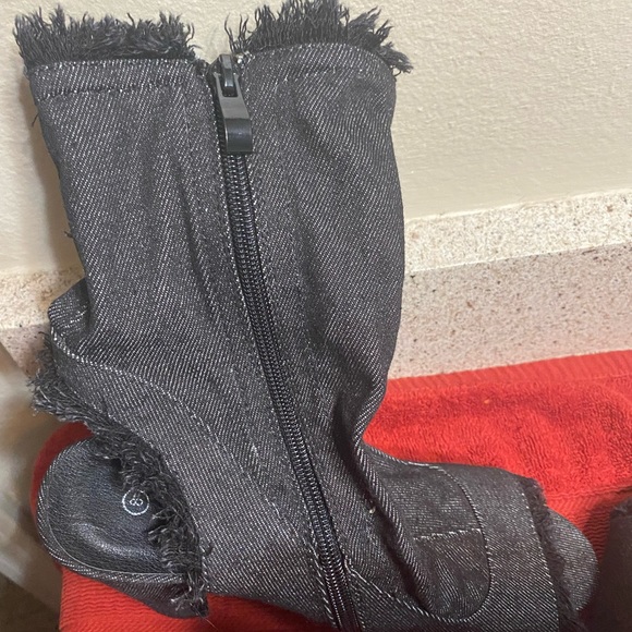 Black Denim   Distressed Booties boots - Picture 9 of 11